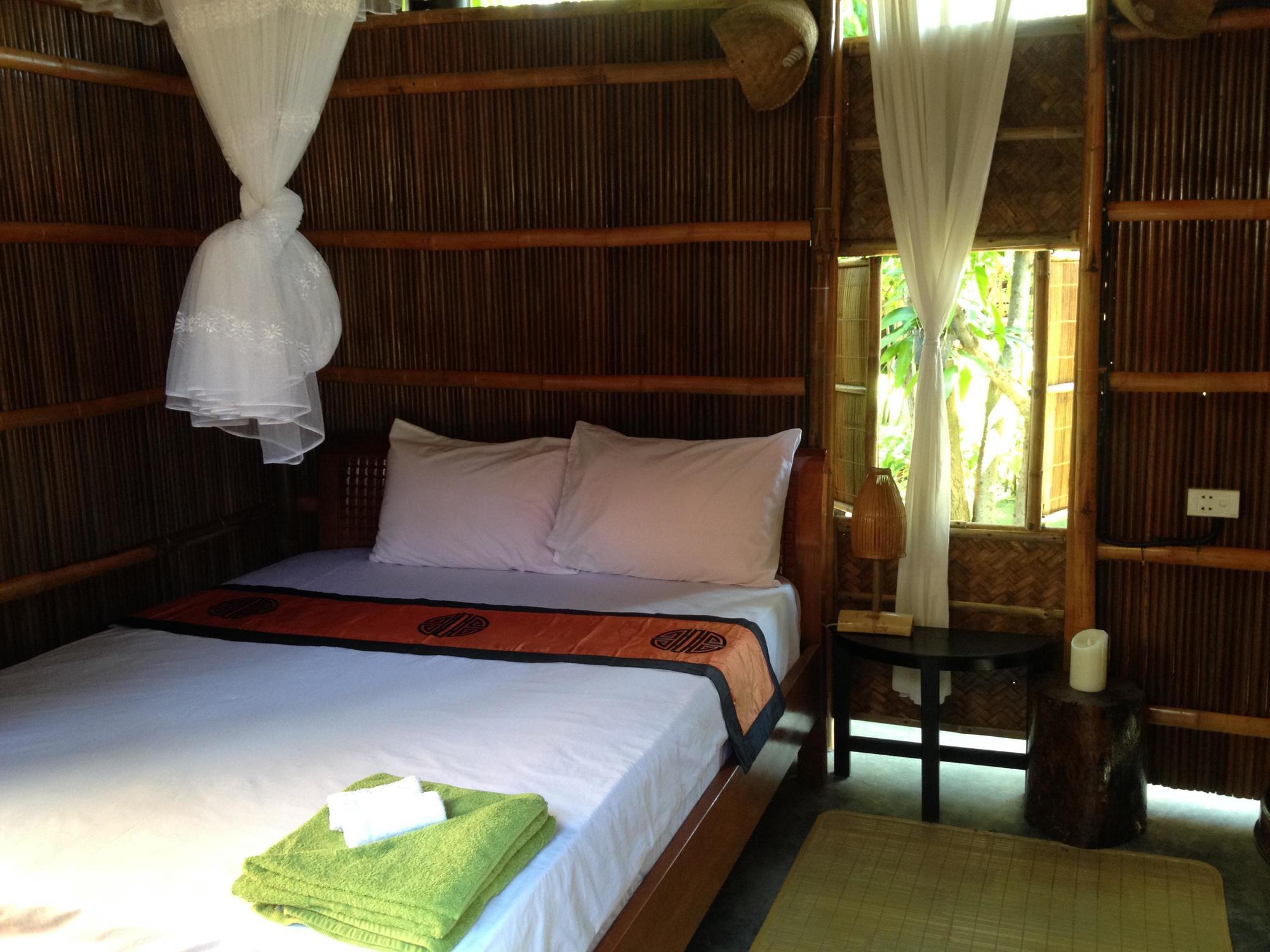 Under The Coconut Tree Hotel Hoi An Exterior photo